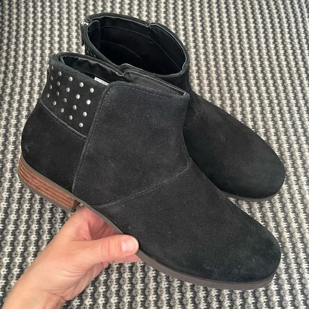 Koolaburra by Ugg Giyah Black Suede Studded Ankle Boots Women’s Shoe Size 9.5
